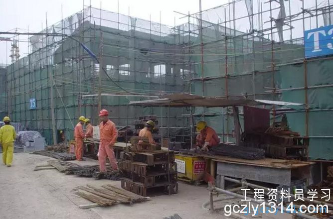 现场作业工人，按作业内容工种的划分