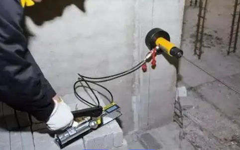 后置埋件抗拔力学性能检测